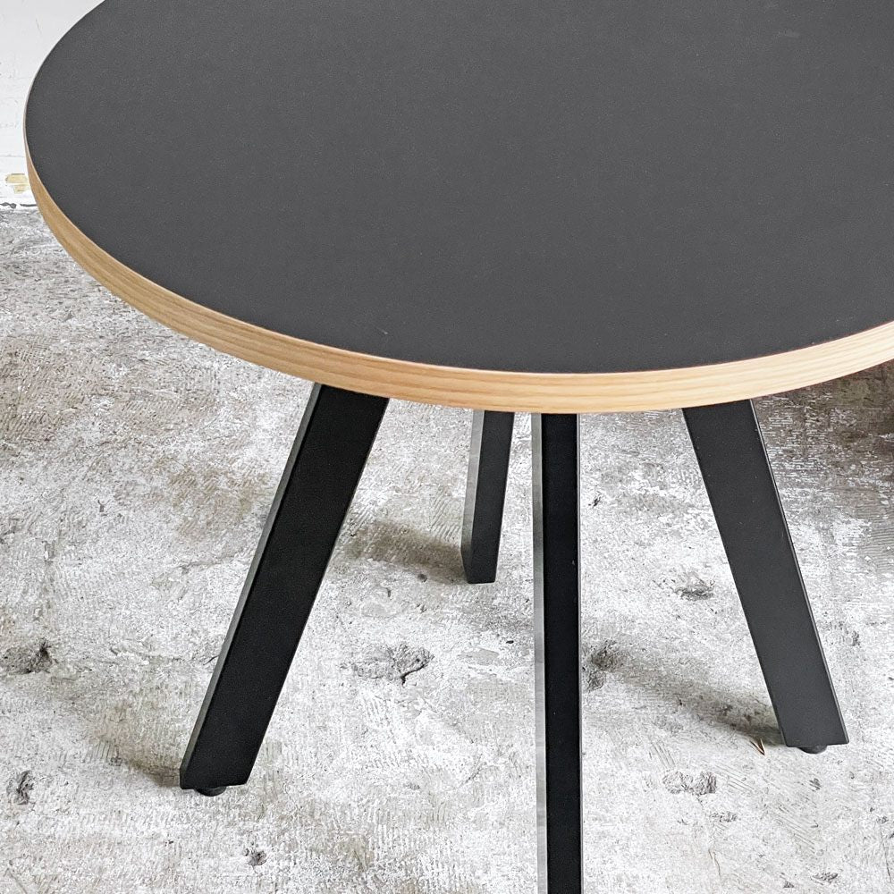 かなでもの KANADEMONO ザ・カフェテーブル THE CAFE TABLE Black Steel 4pin ラウンド Φ80cm リノリウム天板 ■