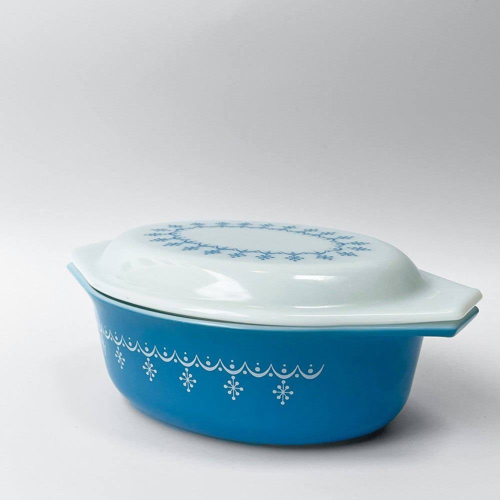 パイレックス Pyrex スノーフレーク ガーランド Snowflake キャセロール 蓋付 ブルー ミルクガラス ガラス オールドパイレックス USビンテージ ■