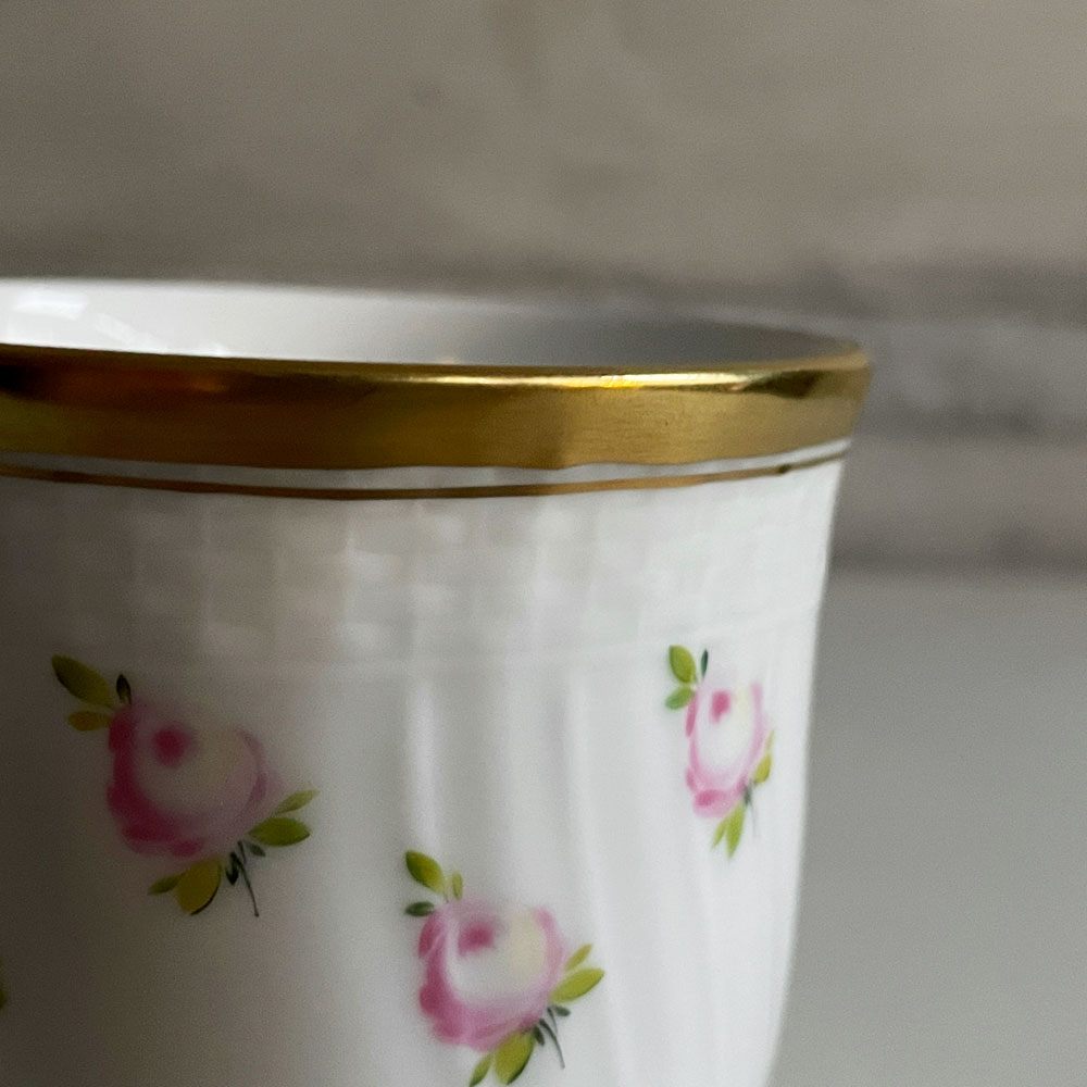 ヘレンド Herend 朝露の小薔薇 ミッドマグ 200ml 金彩 白磁食器 ハンドペイント ハンガリー 定価￥36,300- ♪