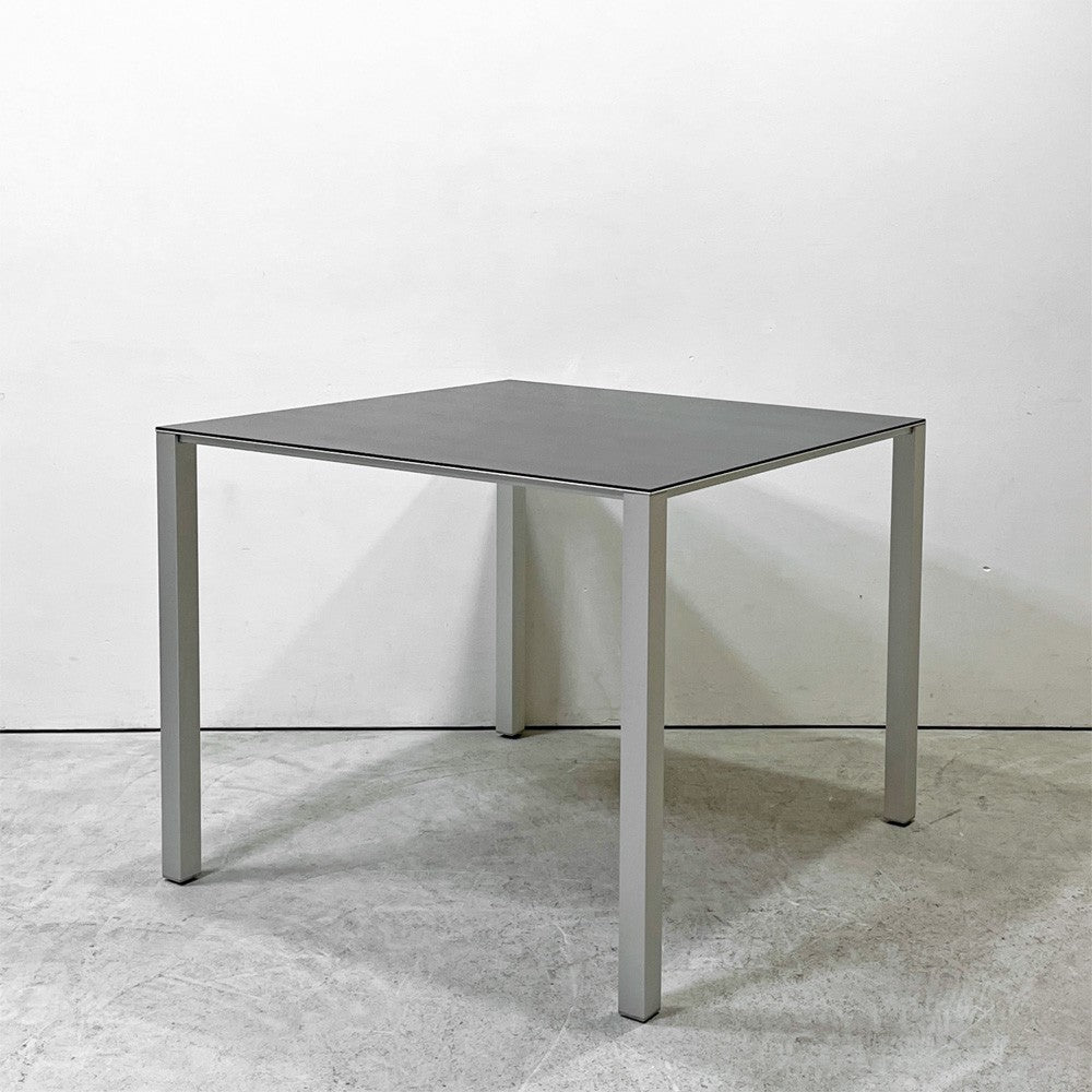 カッシーナ Cassina ixc. エアーフレーム AIR FLAME 3004 VO ダイニングテーブル オーク天板 ブラック W90cm デヴィッドチッパーフィールド モダンデザイン ●