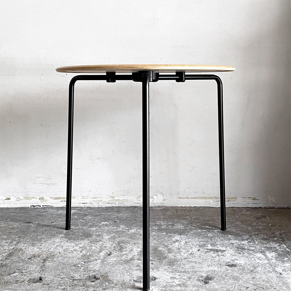 エンゲルブレヒト Engelbrechts ケヴィ KEVI 2010 ダイニングテーブル オーク材 プライウッド カフェテーブル 70cm 3本脚 ヨルゲン・ラスムッセン デンマーク 未使用品 ■