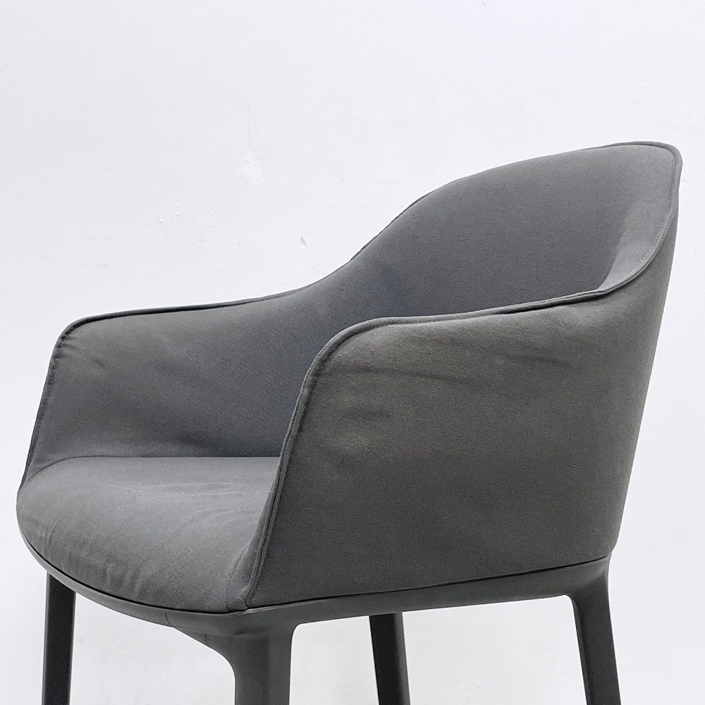 ヴィトラ Vitra ソフトシェル SOFTSHELL アームチェア 4レッグベース ロナン＆エルワン・ブルレック ダークグレー 定価111,100円 ●