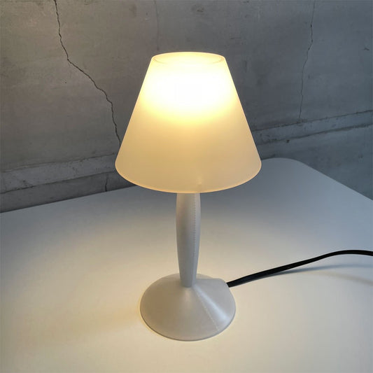 フロス FLOS ミスシッシー MISS SISSI テーブルライト ホワイト  ポリカーポネード フィリップ・スタルク ヤマギワ 箱付 ♪