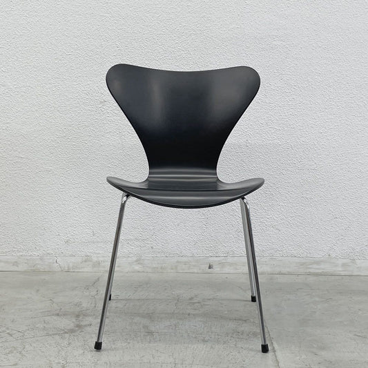 フリッツハンセン Fritz Hansen セブンチェア ダイニングチェア ブラック ラッカー再塗装 アルネ・ヤコブセン デンマーク スタッキングチェア B 北欧家具 〓