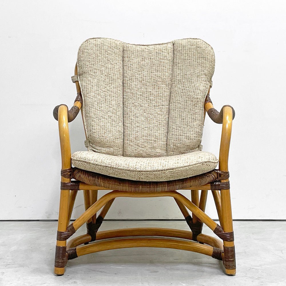 カザマ KAZAMA ルロット アームチェア Lurot Arm Chair ラタン 籐家具 ベージュ系 クッション付き インドネシア 定価￥48,800- C ●