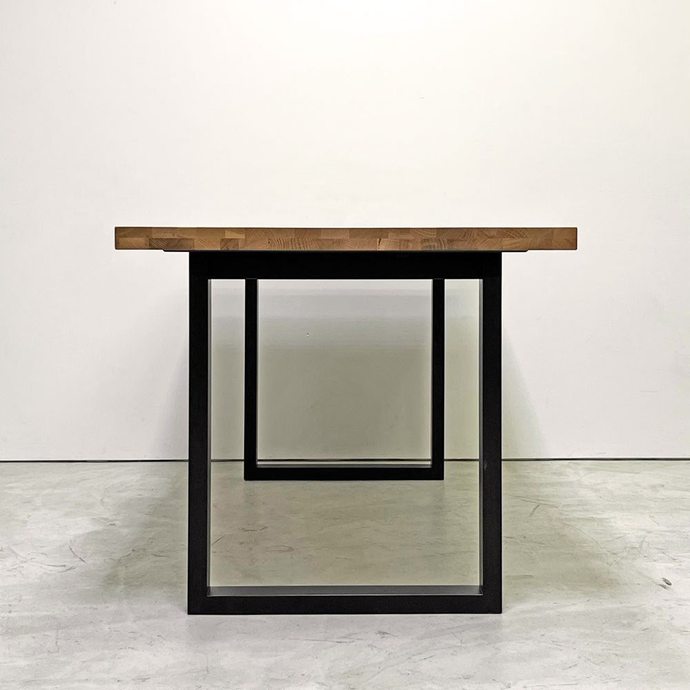 関家具 ベルデⅢ Verde3 ダイニングテーブル オーク無垢材 脚間調節可能 大川家具 定価￥57,500- 展示品 ●