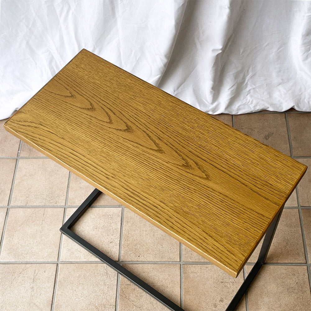 アドレス Address ハント サイドテーブル Mサイズ Hunt side table オーク材 ベッド/ソファサイド アジャスター付き ナチュラル ◇