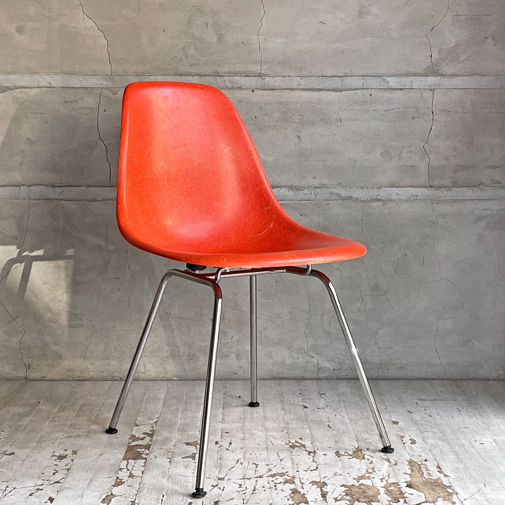 ハーマンミラー Herman Miller サイドシェルチェア 現行 FRP Hベース オレンジ イームズ ミッドセンチュリー ♪