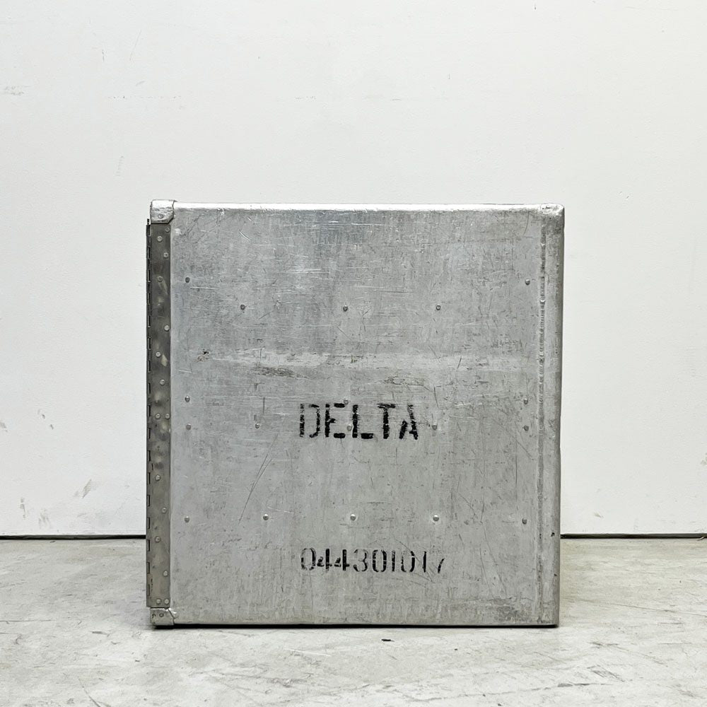 DELTA航空 ビンテージ ギャレーコンテナ ボックス Galley Box アルミ製 1ドア 6段 棚板付き 1960～70`s US Vintage A ●