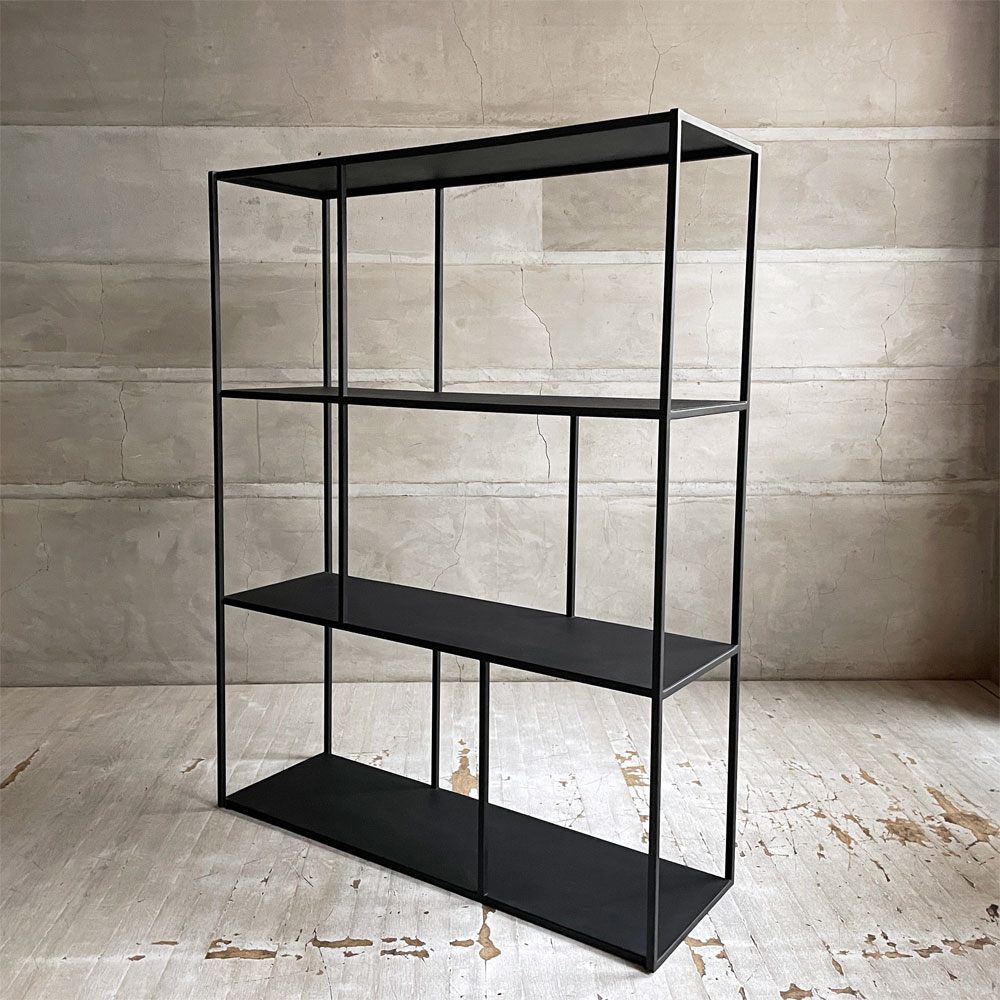 モーダエンカーサ moda en casa グリロ シェルフ ロー GRILLO shelf low オープンシェルフ ディスプレイラック モダンデザイン 定価￥97,900- ♪
