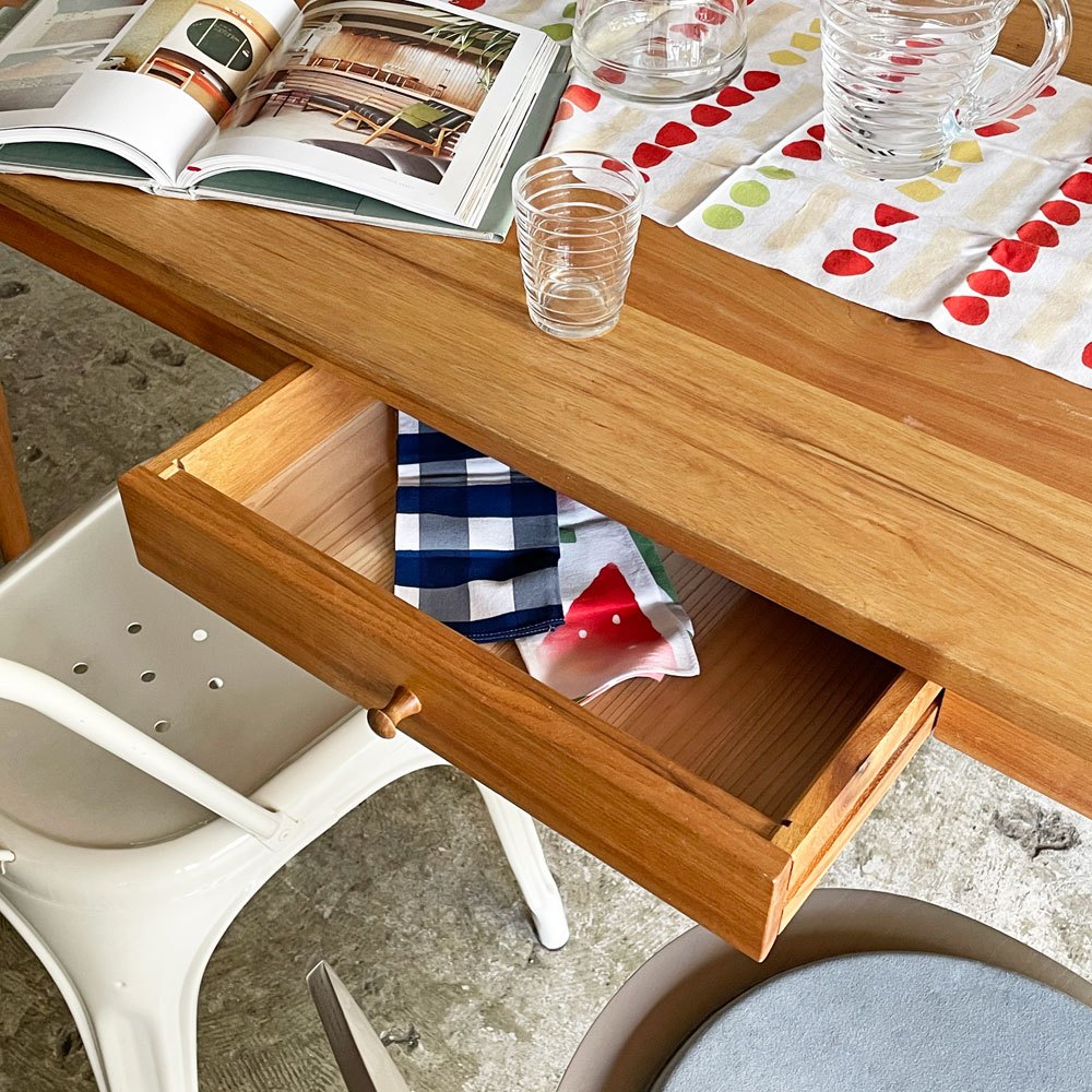 ハナレ木 HANALEGI フィールドテーブル Field table ダイニングテーブル オニグルミ材 W150cm ドロワー 挽き物脚 クラフトファニチャー ■