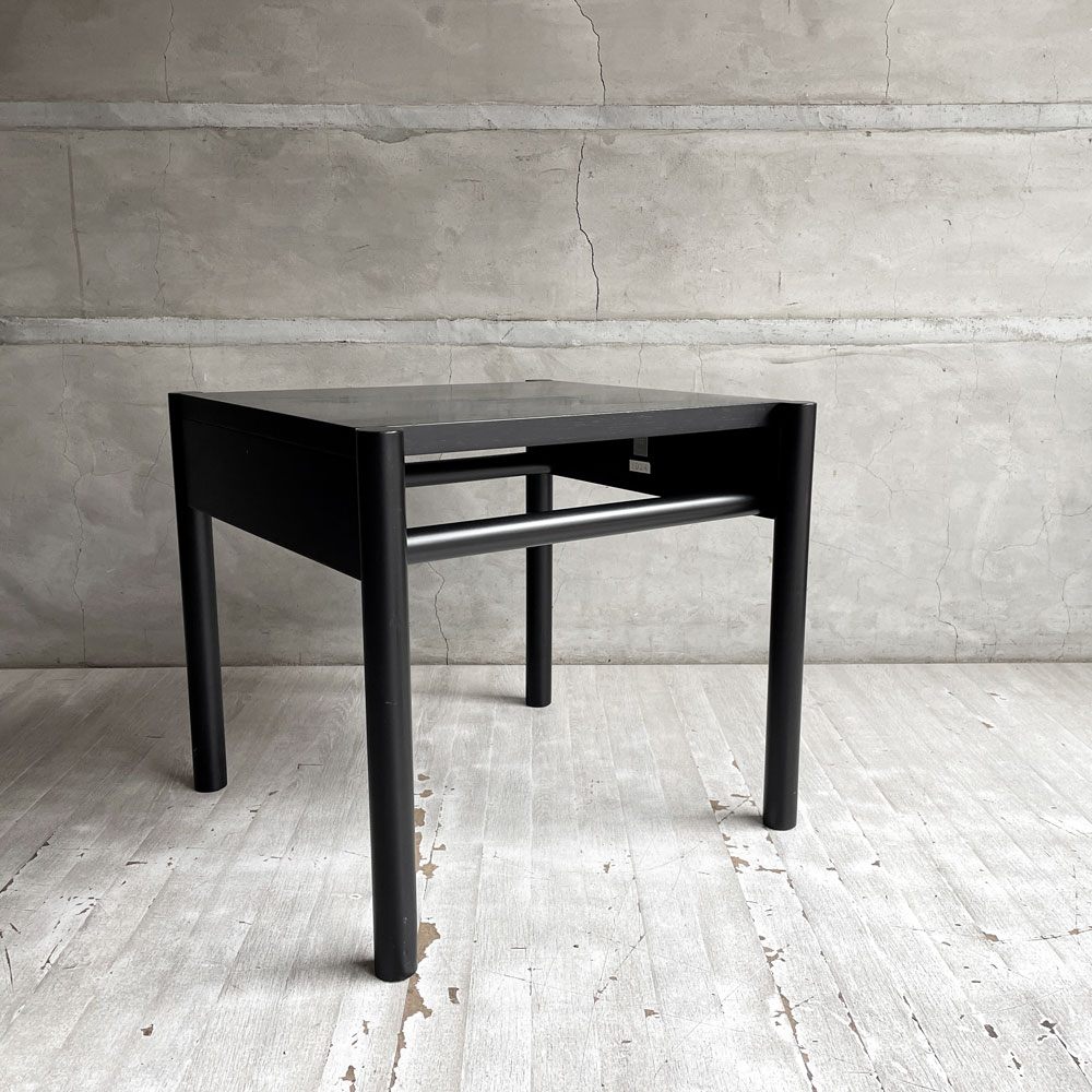 カッシーナイクスシー Cassina ixc. イーストバイ・イーストウェスト East by Eastwest モナーク MONARCH サイドテーブル ブラック スクエア ナイトテーブル ixc. R&D 廃番 ♪