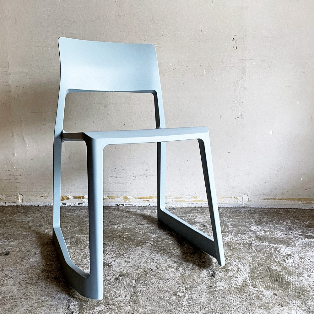 ヴィトラ Vitra ティプトン Tip Ton ダイニングチェア デスクチェア アイスグレー スタッキング チルト機能 定価￥47,300- ■
