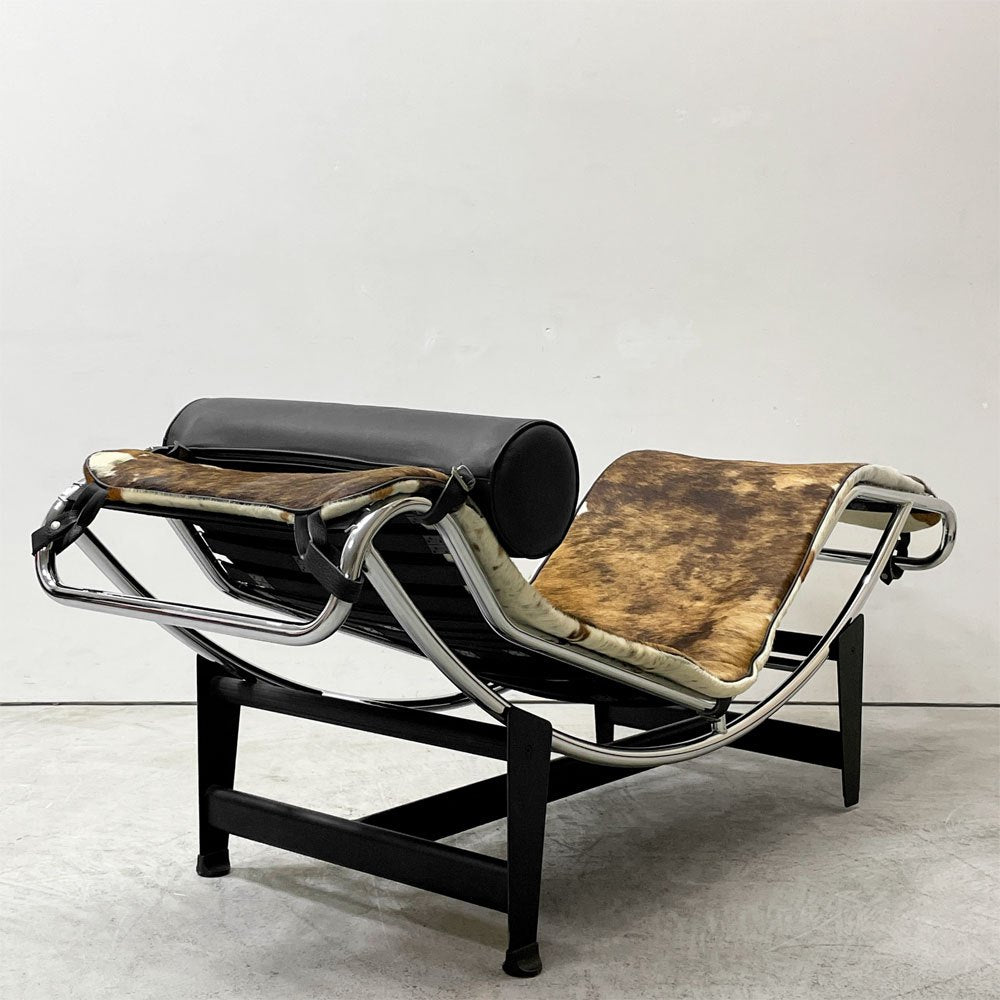 ル・コルビュジェ LE CORBUSIER LC4 シェーズロング ポニースキン ステンレス 長椅子 ミッドセンチュリー リプロダクト ●