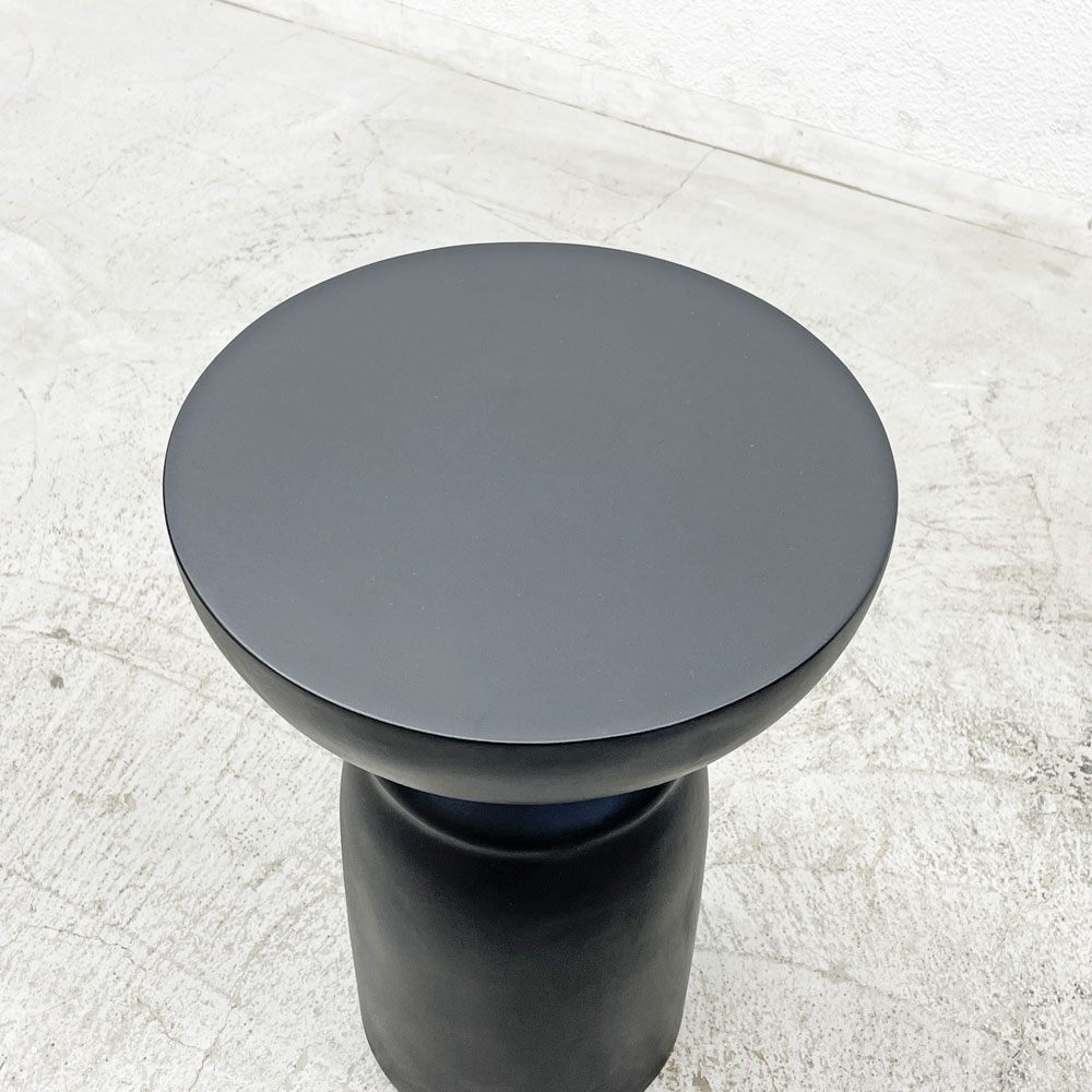 モーダエンカーサ moda en casab トーテム TOTEM table サイドテーブル スツール コンクリート 未使用品 箱付き A 〓
