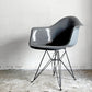 ハーマンミラー Herman Miller アームシェルチェア 現行FRP製 エレファントハイドグレー エッフェルベース C&R イームズ ミッドセンチュリー ■