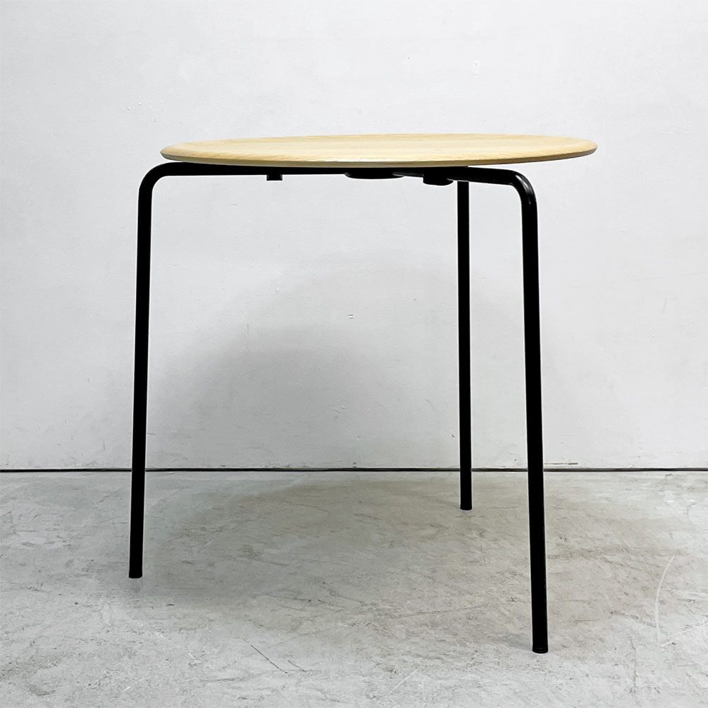 エンゲルブレヒト Engelbrechts ケヴィ KEVI 2010 ダイニングテーブル オーク材 プライウッド カフェテーブル 70cm 3本脚 ヨルゲン・ラスムッセン デンマーク 未使用品 A ●