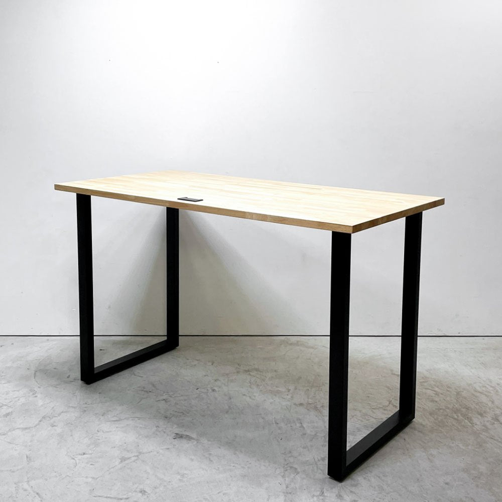 かなでもの KANADEMONO ザ・テーブル THE TABLE スタンディングデスク 160×80cm ラバーウッド天板 スクエアレッグ 配線孔キャップ付き 合計定価 ￥70,500- ●