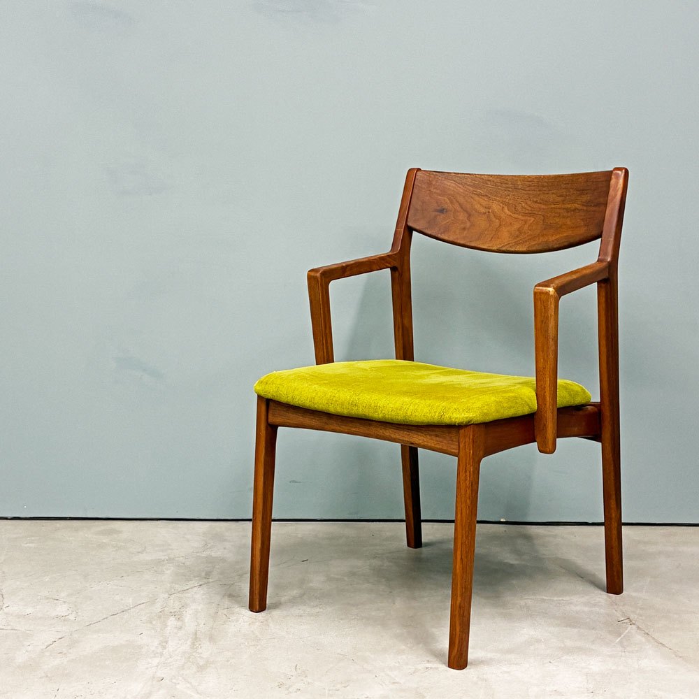 木蔵 BOKURA ピーチェア P chair ハーフアーム ダイニングチェア ウォールナット ファブリックシート イエローグリーン 北欧モダン 定価￥43,890- B ◎