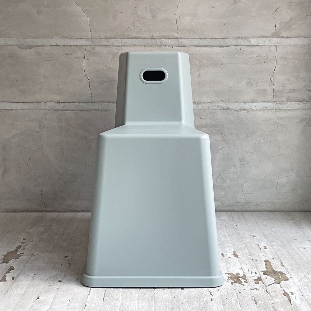 ヴィトラ vitra スツール ツール STOOL TOOL コンスタンチン・グルチッチ スタッキング ライトグレー スイス 定価48,400円 A ♪