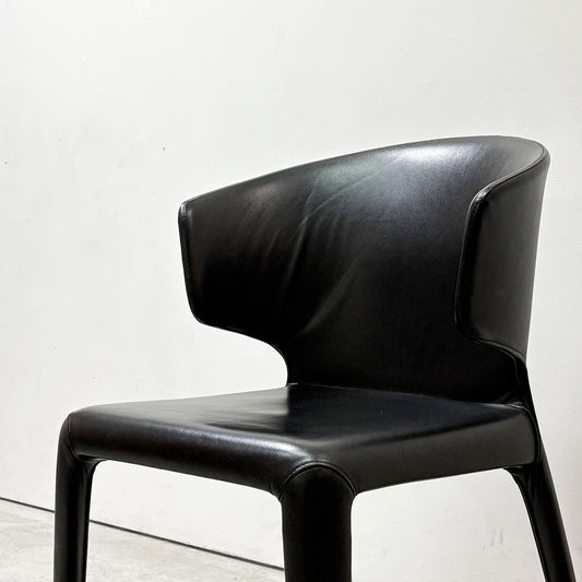 カッシーナ Cassina オラ 367 HOLA アームチェア 本革 ハンス・ウェッツスタイン モダン イタリア 定価￥429.000- ●