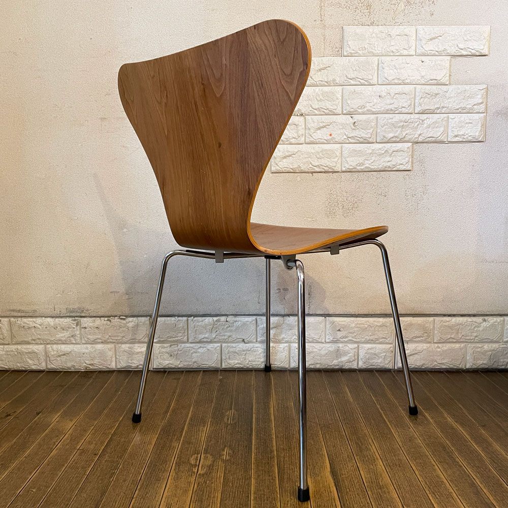フリッツハンセン Fritz Hansen セブンチェア Seven Chair ダイニングチェア アルネヤコブセン Arne Jacobsen ウォールナット材 北欧家具 B ◎