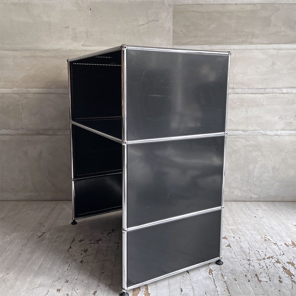 USMハラー USM Haller モジュラーファニチャー カウンターデスク ショップカウンター キャビネット オープンシェルフ グラファイトブラック アジャスター スイス 店舗什器 ♪