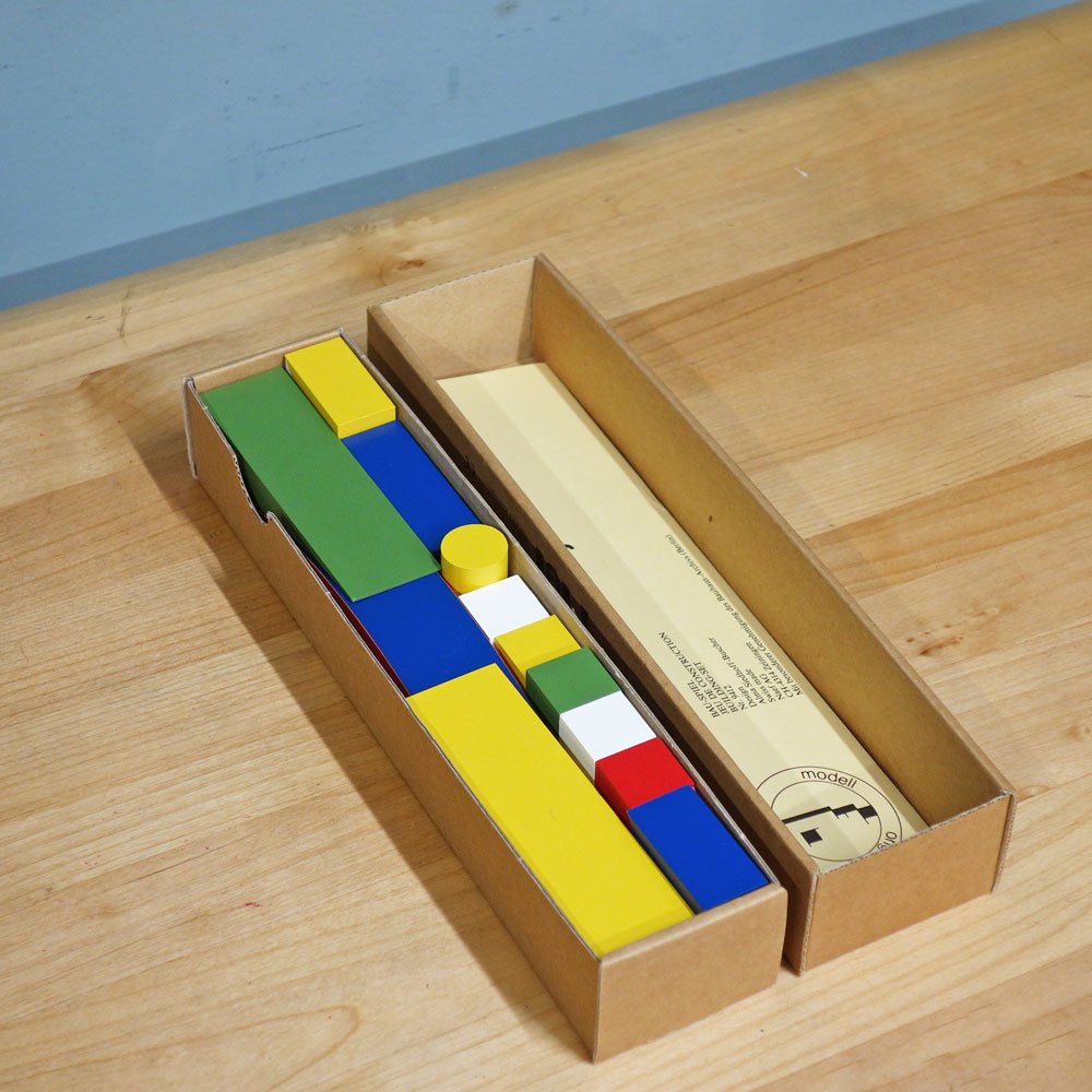 ネフ naef Spielkultur バウハウス バウスピール Bauhaus Bauspiel アルマ・ジートホフ・ブッシャー 積み木 知育玩具 箱付き スイス ◎