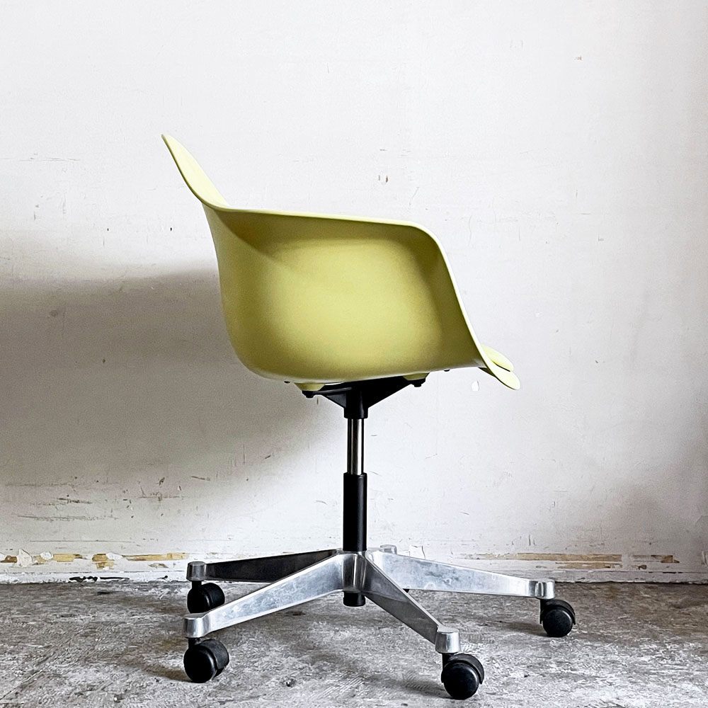 ハーマンミラー Herman Miller ヴィトラ vitra アームシェルチェア ポリプロピレン イエロー キャスターベース クッション仕様 昇降機能付き イームズ ■