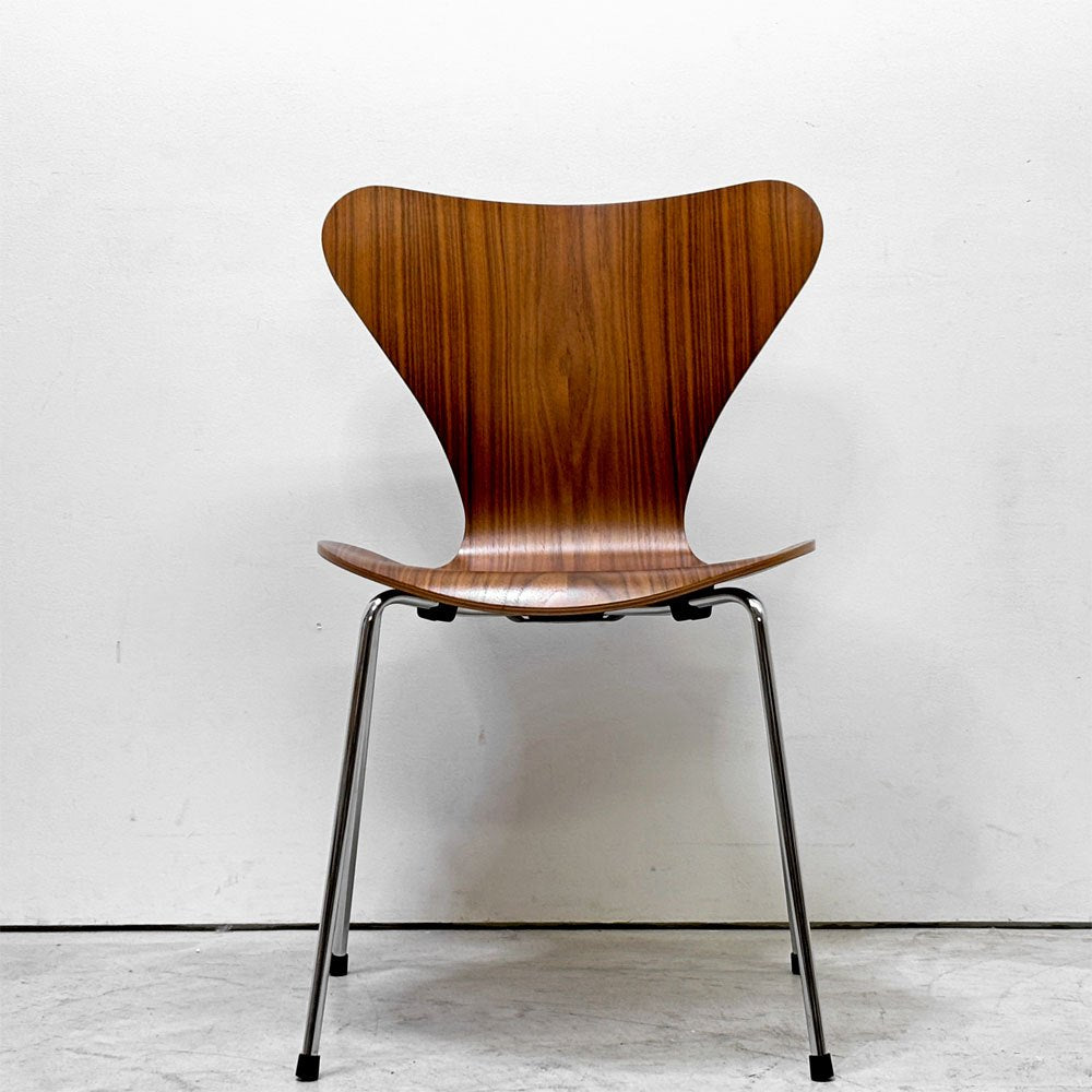 フリッツハンセン Fritz Hansen セブンチェア Seven Chair ダイニングチェア アルネヤコブセン Arne Jacobsen ウォールナット材 北欧家具 A ●