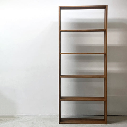 無印良品 MUJI スタッキングシェルフ ワイド 1列5段 ウォールナット材 オープンシェルフ 本棚 飾り棚 収納 ナチュラルデザイン 定価￥31,900- ●