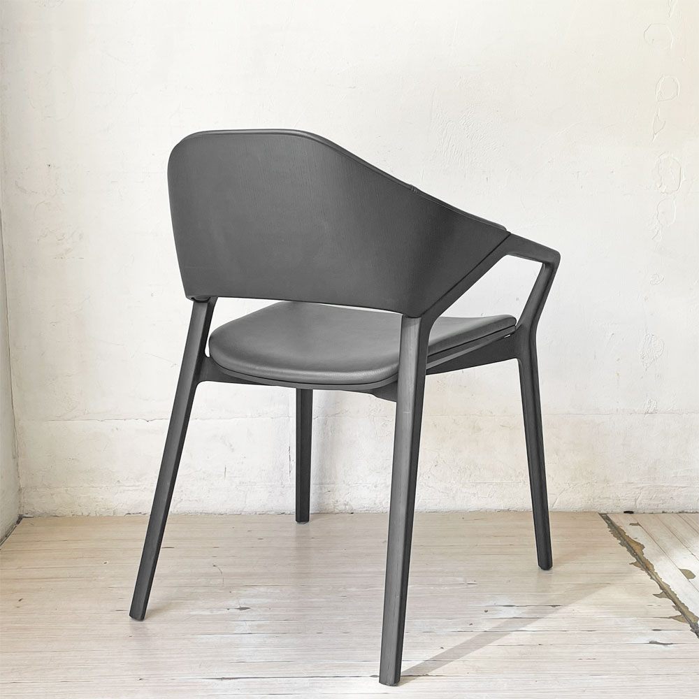 カッシーナ Cassina 133 イコ ICO アームチェア オラ・イト ORA ITO モダン イタリア 定価528,000円 ★
