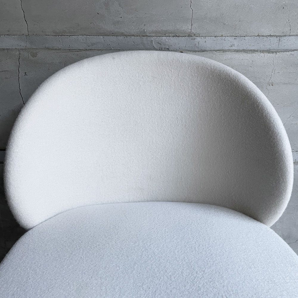ボーコンセプト BoConcept プリンストン Princeton ダイニングチェア ベージュ ファブリック メタル脚 マットアッシュグレーラッカー仕上げ ♪