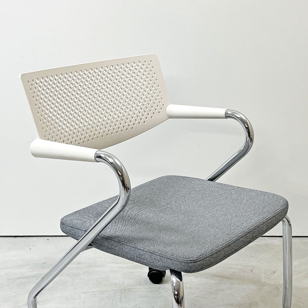 ヴィトラ vitra ビザロール Visaroll デスクチェア ミーティングチェア キャスターベース スタッキング アントニオ・チッテリオ B ●