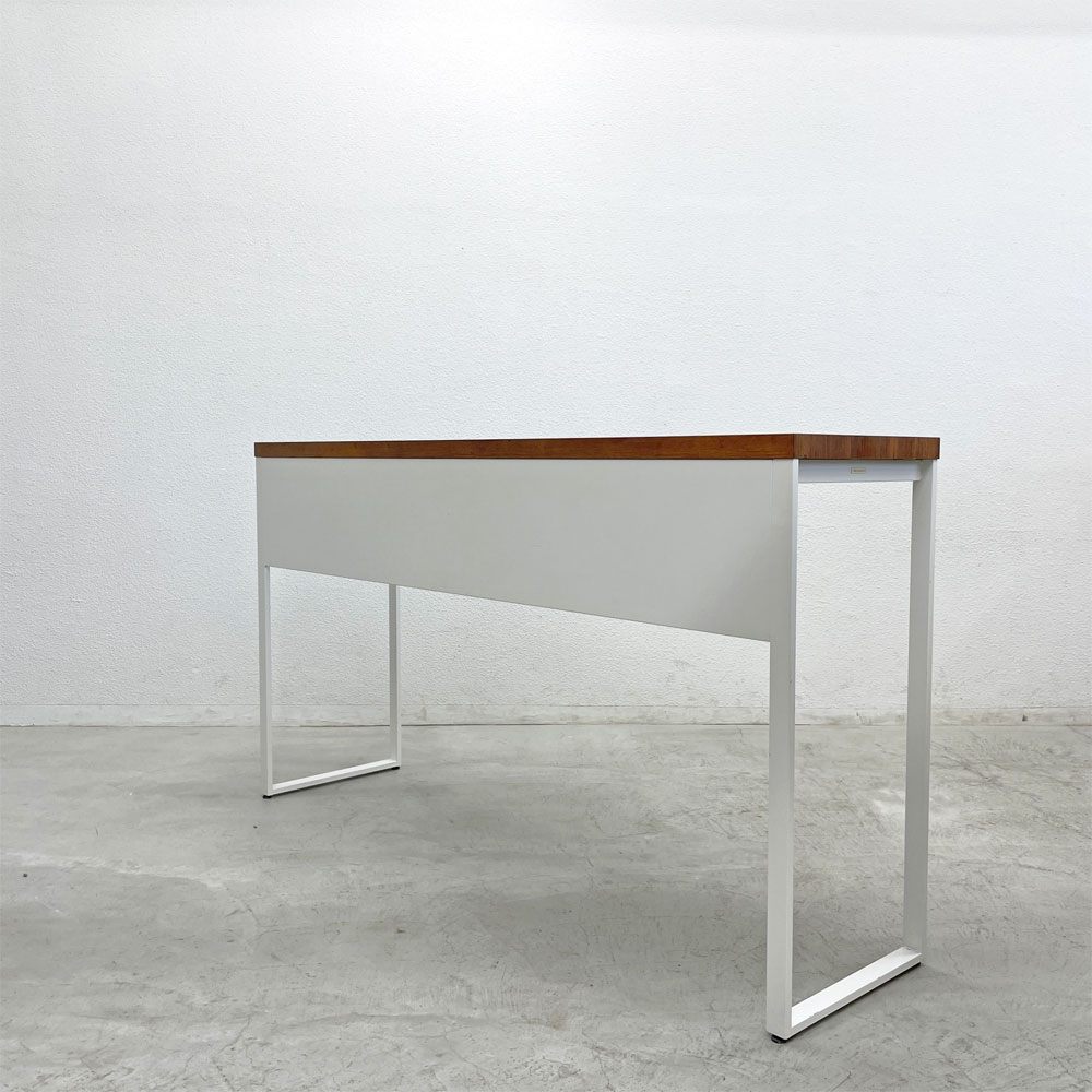 オカムラ okamura アルトピアッツァ Alt Piazza ミーティングテーブル ハイテーブル 片面カウンター パイン材天板 参考価格￥152,790- 〓