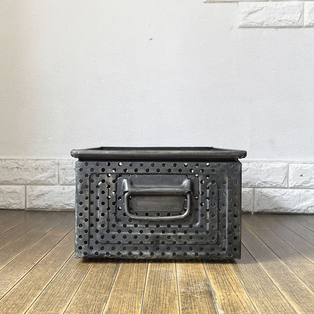 SCHAFER スタッキング ストレージボックス パンチングメタル インダストリアル ドイツビンテージ B ◎