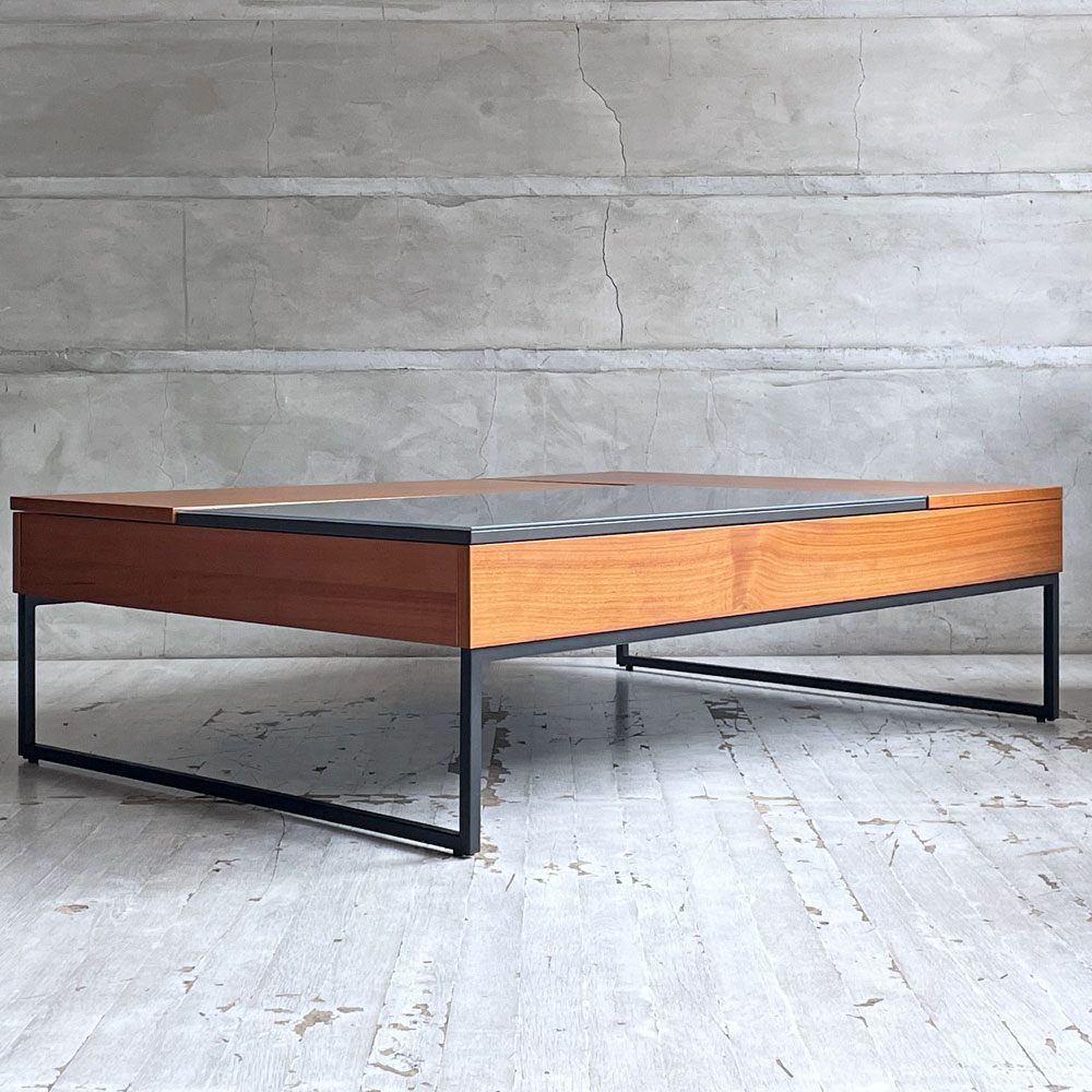 ボーコンセプト BoConcept シヴァ Chiva コーヒーテーブル ガラス×ウォールナット 天板リフトアップ 収納スペース付 オッカ OCCA 北欧モダン デンマーク ♪