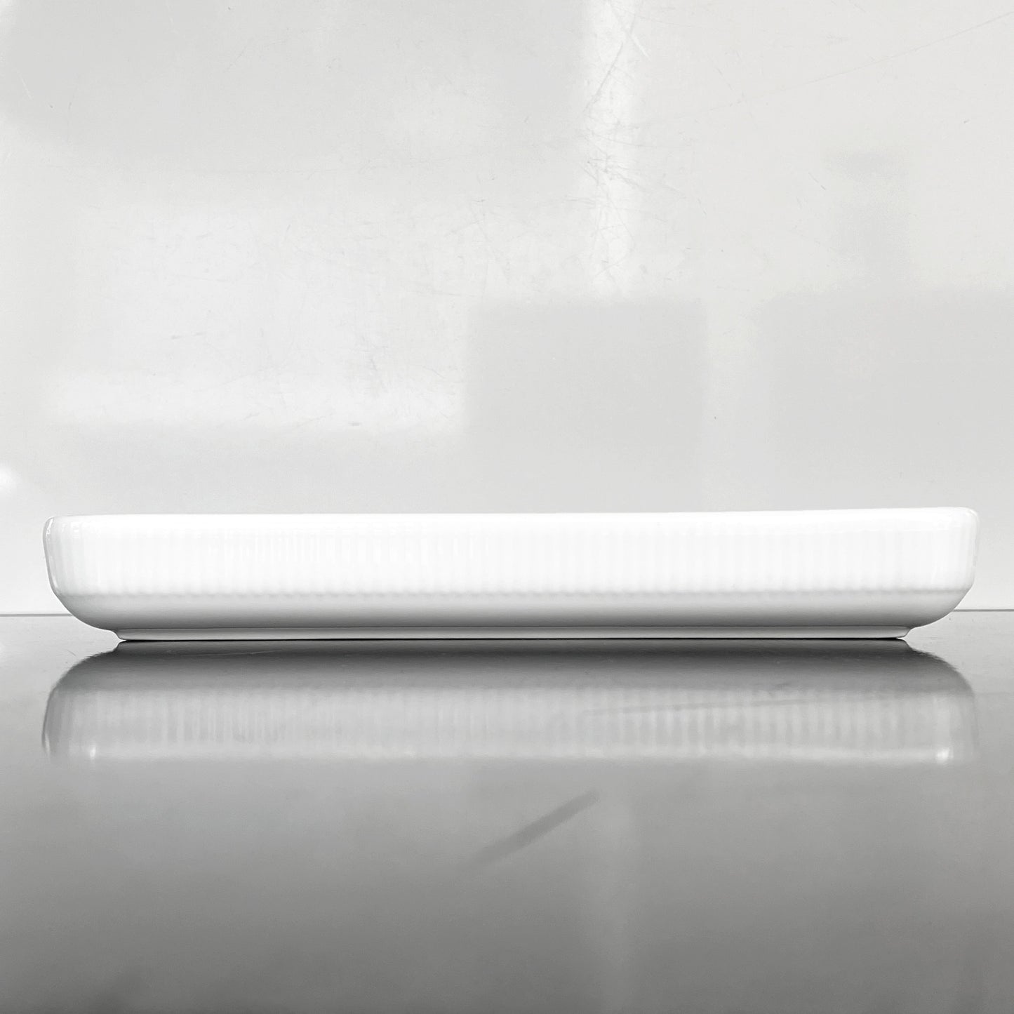 ロイヤルコペンハーゲン ROYAL COPENHAGEN ホワイトフルーテッド White Fluted ロングスクエアプレート 24.5cm 北欧雑貨 ■