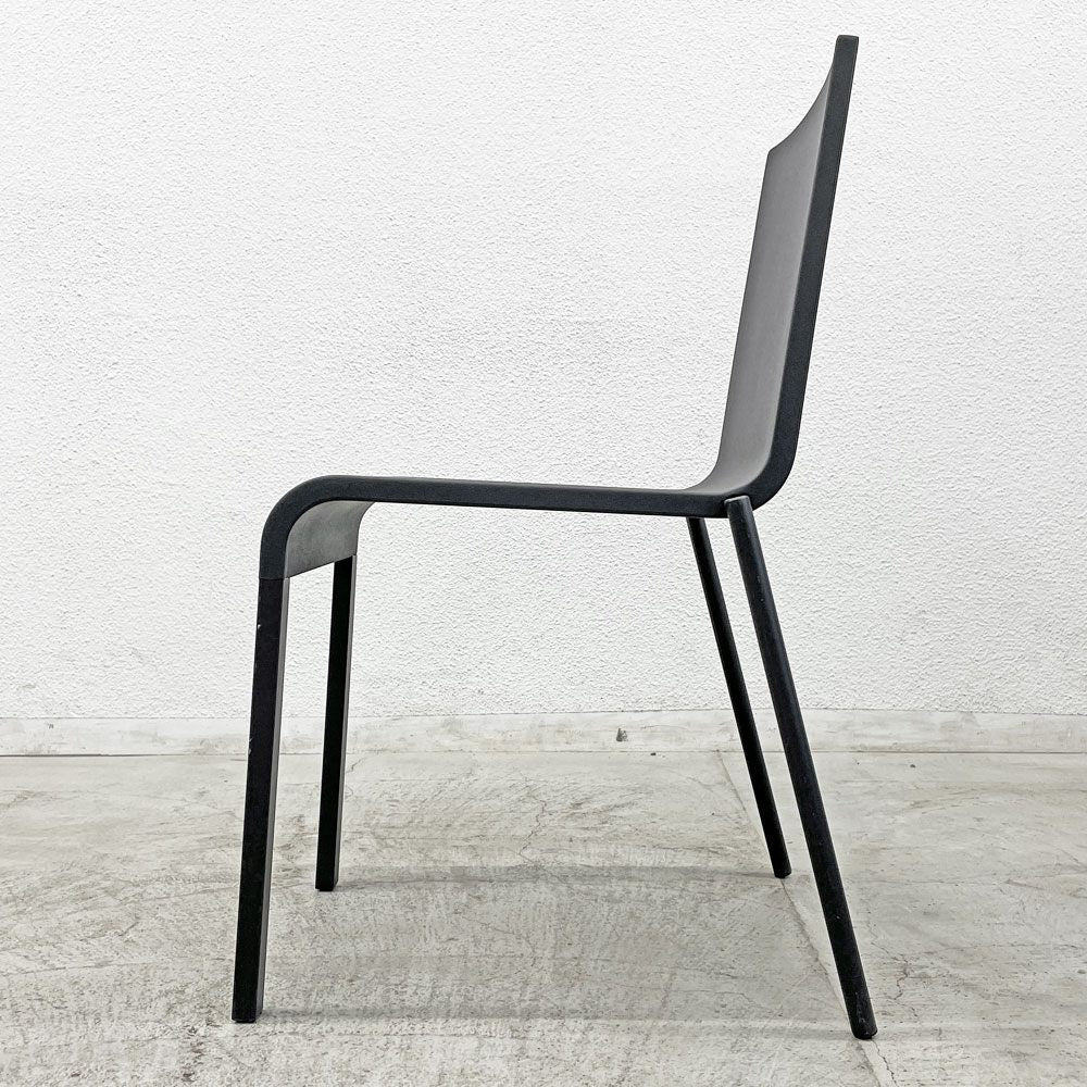 ヴィトラ vitra. ゼロスリー .03 ダイニングチェア スタッキングチェア マールテン・ヴァン・セーヴェレン Maarten Van Severen ブラック 定価81,400円 〓
