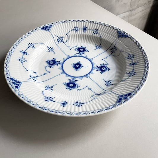 ロイヤルコペンハーゲン ROYAL COPENHAGEN ブルーフルーテッド ハーフレース ディーププレート 25.5cm 深皿 丸皿 陶器 北欧食器 廃番 美品 C ♪