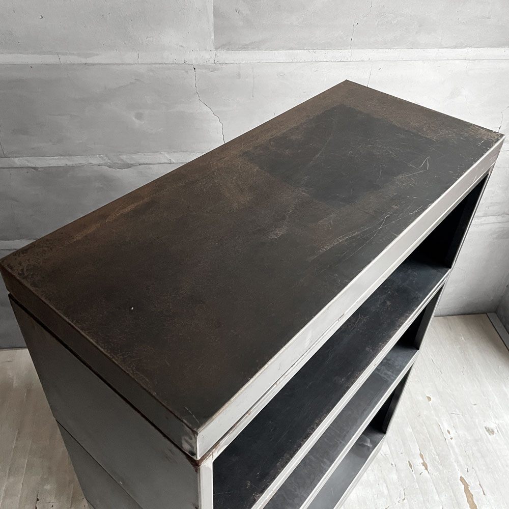 ジャーナルスタンダードファニチャー journal standard Furniture クリスティー CHRYSTIE スタッキングキャビネット3段 アイアン OPEN MODULE Sサイズ 2個 / Lサイズ 1個 + TOP&BOTTOM 合計定価￥112,200- ♪