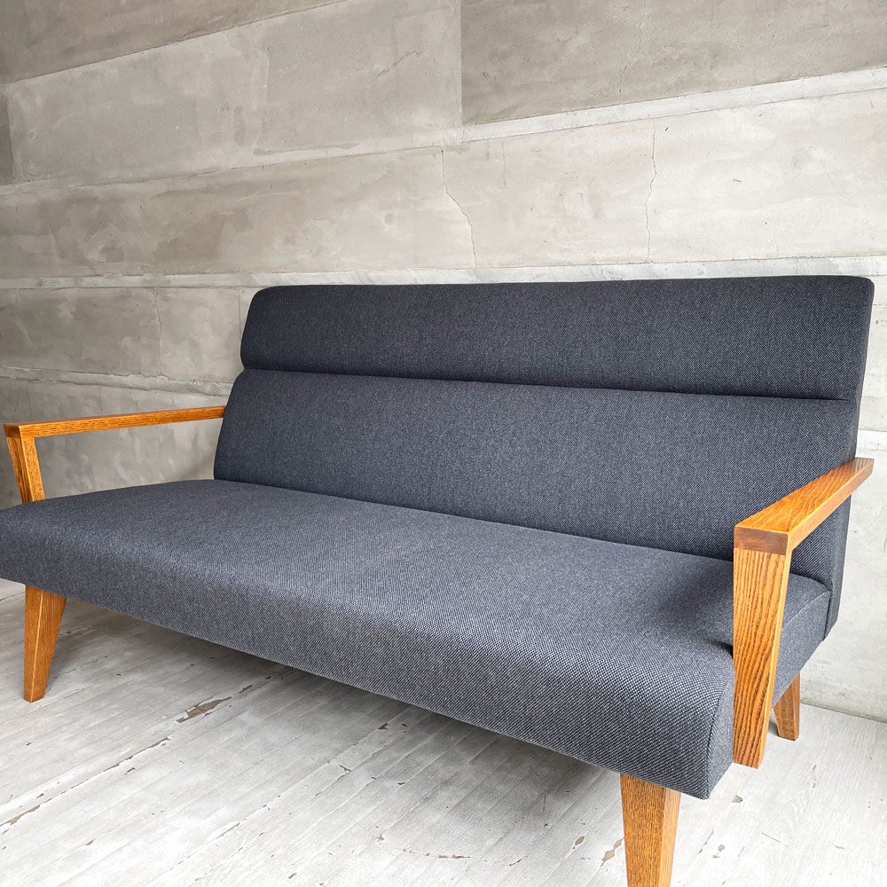 トラックファニチャー TRUCK FURNITURE ロビー LOBBY 2Pソファ 2人掛け オーク無垢材 グレー系ファブリック 新品張替済 廃番希少 ♪