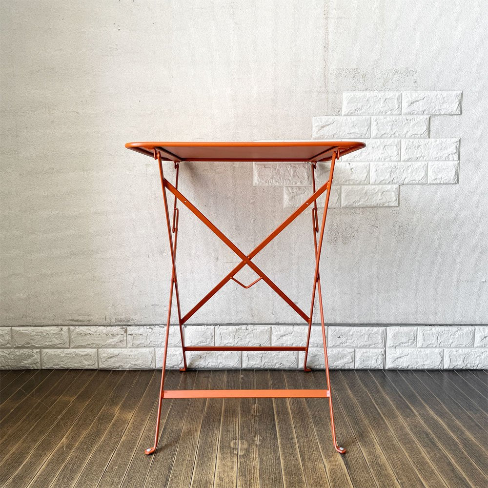 フェルモブ Fermob ビストロ BISTRO スクエアテーブル SQUARE TABLE 57 ガーデンテーブル キャンディオレンジ 折りたたみ フランス 廃番カラー ◎