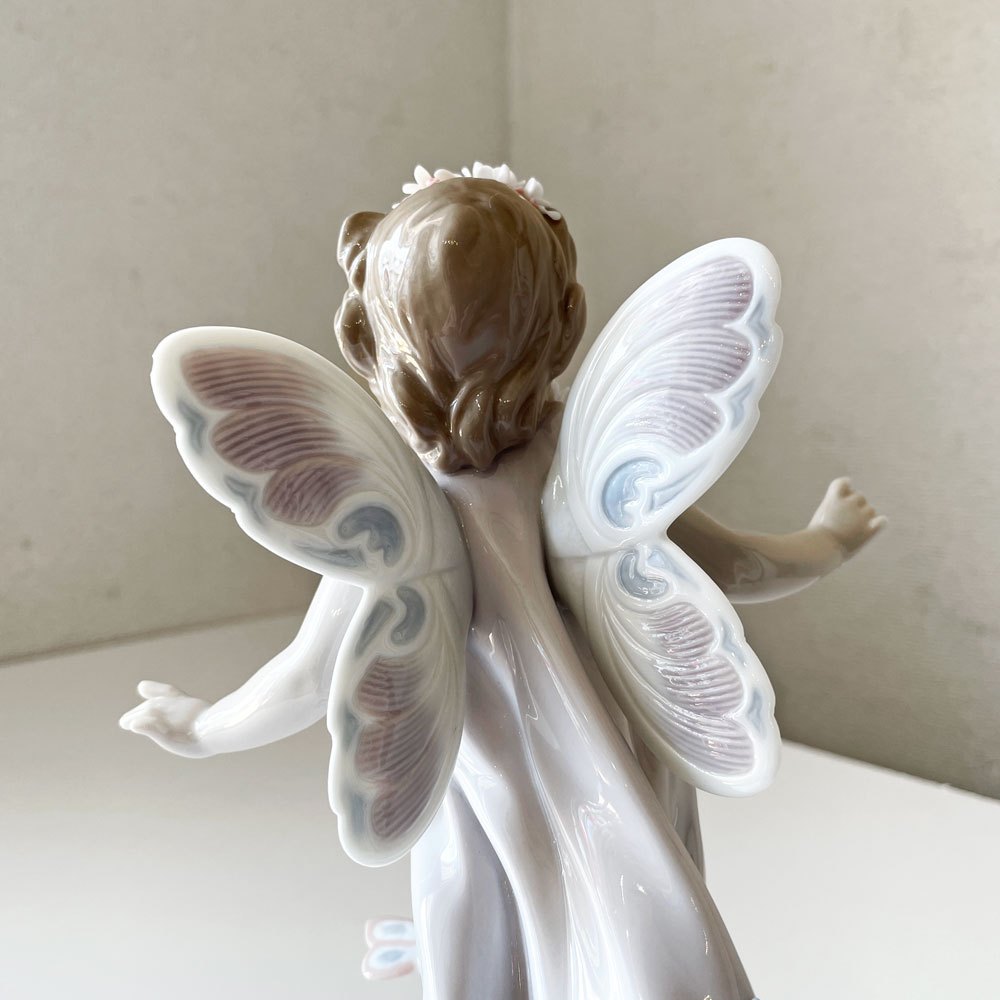 リヤドロ LLADRO 蝶の妖精 BUTTERFLY WINGS フィギュリン 陶器人形 ポーセリンアート 置物 箱付 スペイン 定価￥149,600- ◎