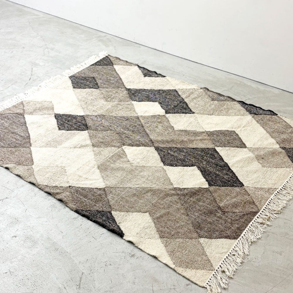 ノーチェ NOCE ウールモザイクラグ WOOL MOSAIC RUG 手機織り インドキリム ラグマット インド綿 197 × 146 cm ブラウン系 ●