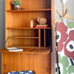 北欧ビンテージ Scandinavian Vintage チーク材 ライティングビューロー キャビネット ドロップダウンドア スライドドア 本棚 W87cm ■