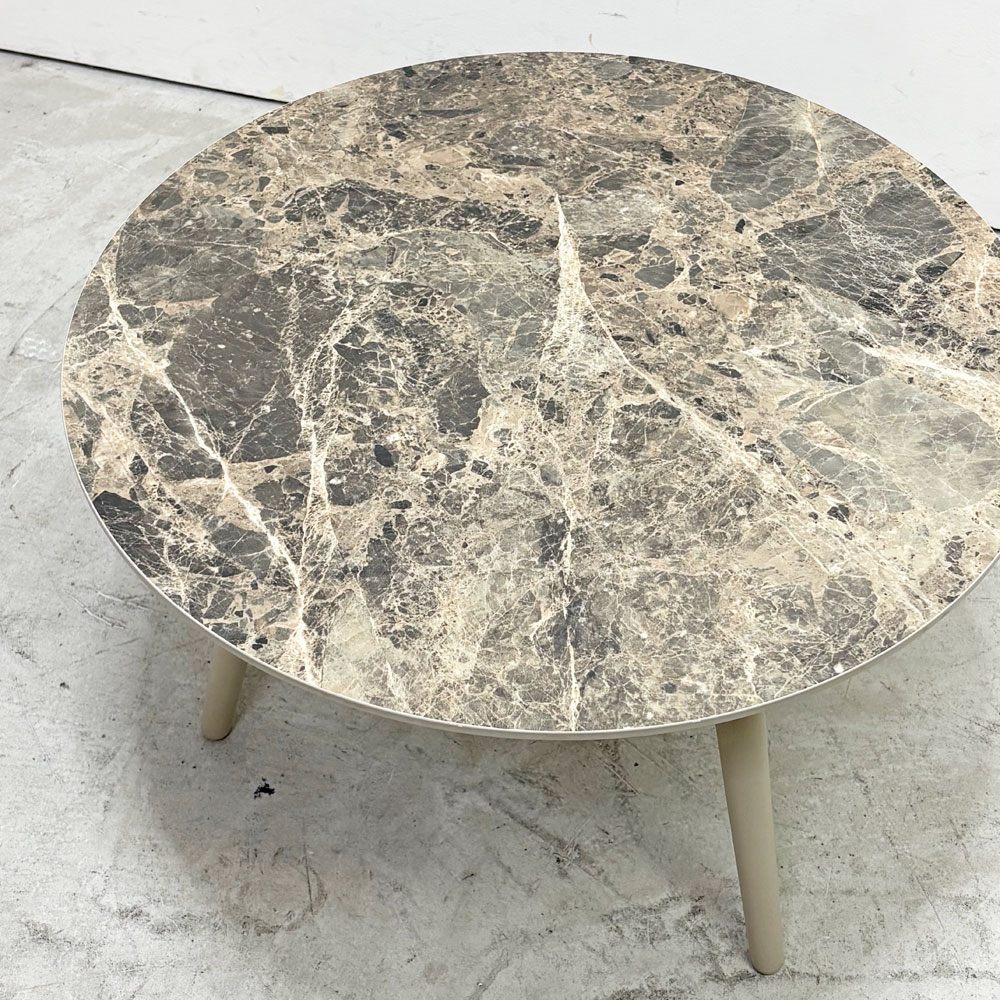 ボーコンセプト BoConcept ボーンフォルム Bornholm コーヒーテーブル 石目調デコラトップ デンマーク モダンデザイン ●