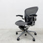ハーマンミラー Herman Miller アーロンチェア Bサイズ ポスチャーフィット クラシックカーボンメッシュ ポリッシュドアルミベース レザーアーム ビル・スタンフ ＆ ドン・チャドウィック 〓