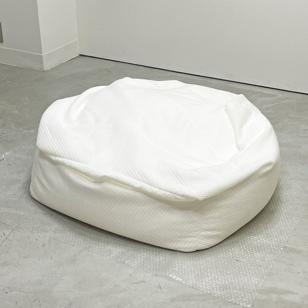 ヘイ HAY Pouf Planar フロア クッション ライトイエロー 発泡ポリプロピレン 参考定価：￥30,800- ●