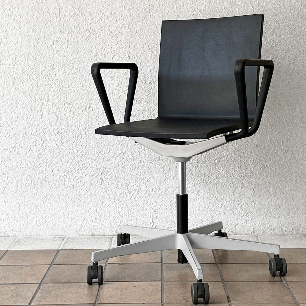 ヴィトラ vitra ゼロフォー 04. スタジオチェア アームチェア ブラック マールテン・ヴァン・セーヴェレン 昇降機能 デスクチェア◇